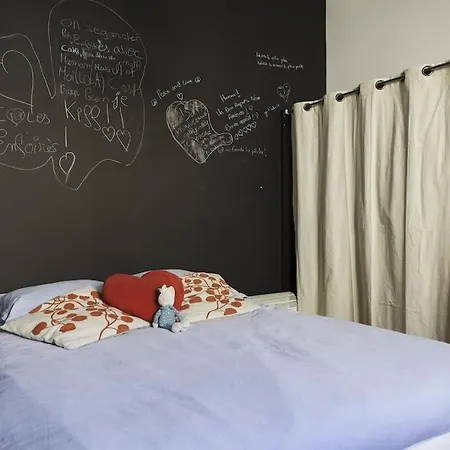 Maison Standing Avec Jardin 10mn De Bordeaux Casa de Férias Talence