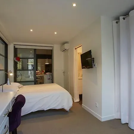 Maison Standing Avec Jardin 10mn De Bordeaux Casa de Férias Talence