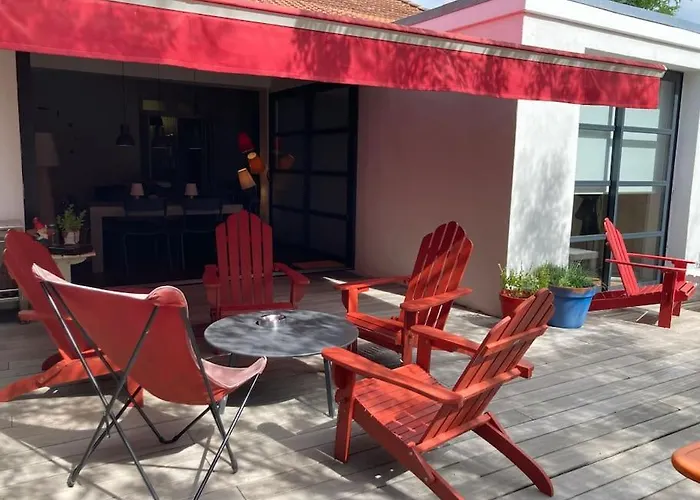 Maison Standing Avec Jardin 10mn De Bordeaux